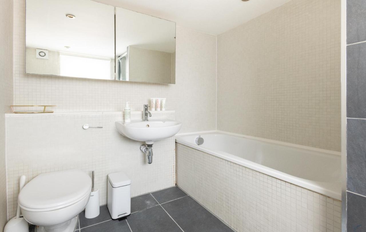 The Euston Square Escape - Modern And Central 4Bdr Home Londra Dış mekan fotoğraf